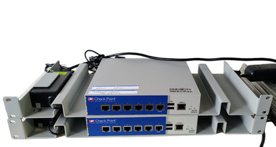 2x Check Point T-110 6-Port Gigabit Security Appliance Firewall VPN AC & w/ Rack