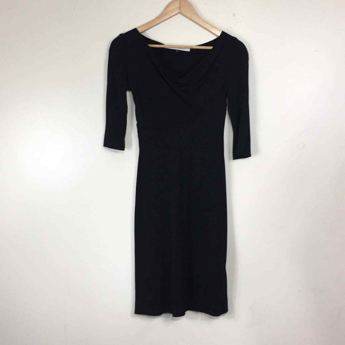 Diane Von Furstenberg 90s Black Scoop Neck Dress Size 2