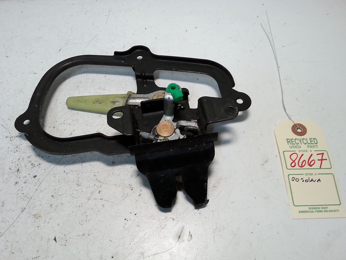 2000 Toyota Solara Trunk Lock Latch Actuator OEM #8667 | Genuine OEM
