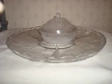 HOME BEAUTIFUL 14" Round Crystal Glass Chip & Dip Platter & Candy Dish ROSES