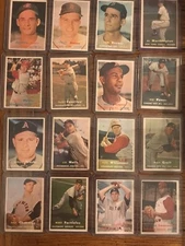 Clint Courtney 1957 Topps Baseball Card (Sale Is For Card In Title) (8168}