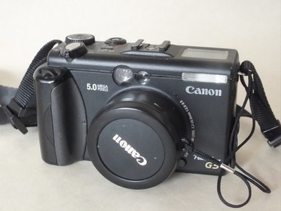 Canon PowerShot G5 mit hochwertigem Zubehörpaket