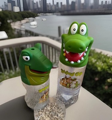 Rainforest Cafe Iguana&Alligator 3D Head Travel Cup Water Bottle Souvenir VINTAG