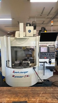 Kitamura 2XI Spark changer CNC VMC Milling Machine