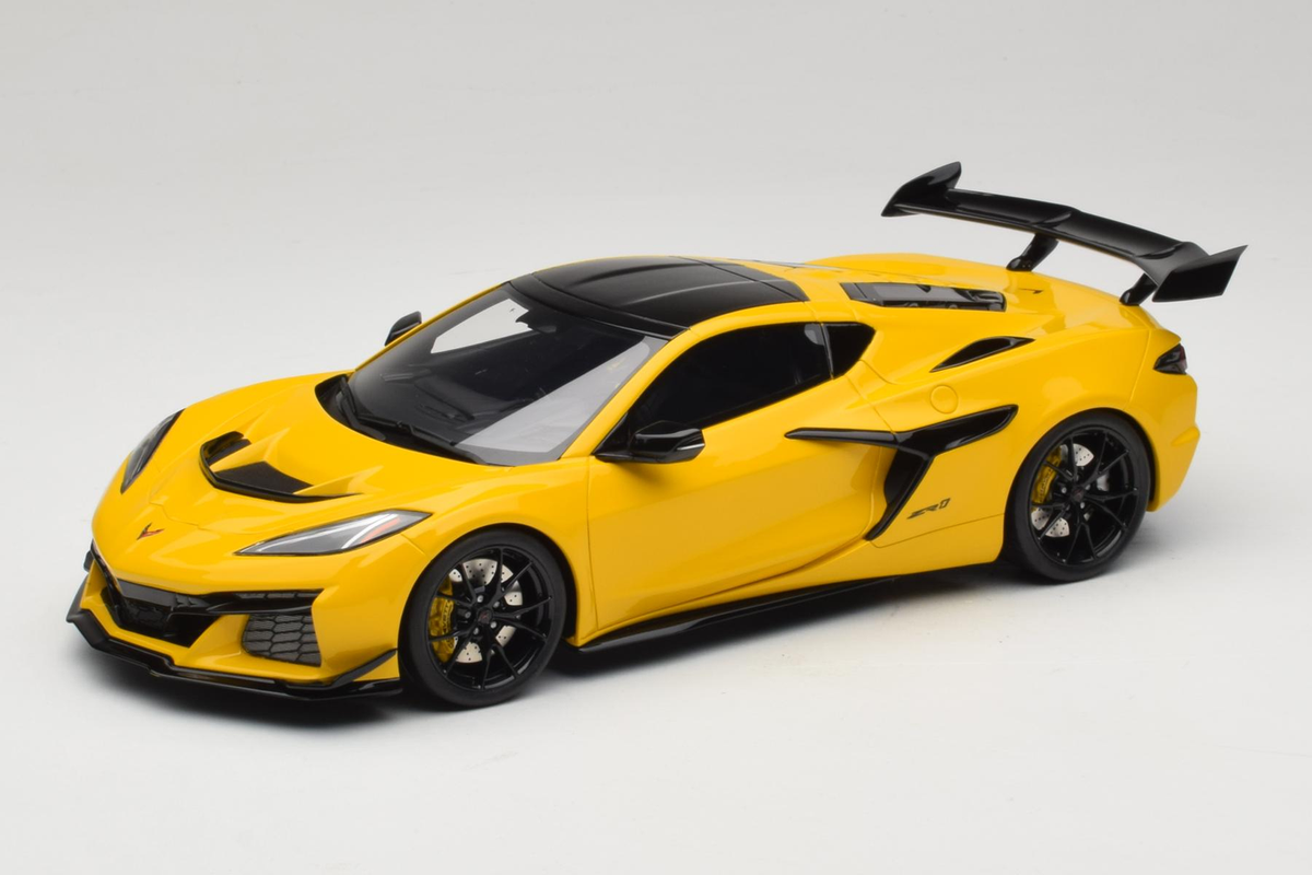 GT528 Chevrolet Corvette C8 ZR1 Yellow GT Spirit 1/18 | eBay