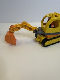 Lego Duplo Backhoe Loader Construction Excavator w/ 4 figures 
