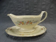 Homer Laughlin Georgian Gravy Boat And Tray, Vintage
