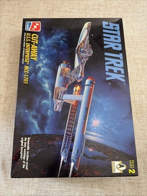 AMT 8790 Star Trek Cut-Away USS Enterprise NCC-1701 1/650 1995 NIB
