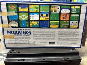 MATTEL INTELLIVISION CONSOLE VINTAGE VIDEO GAME SYSTEM COMPLETE IN BOX W/6 GAMES