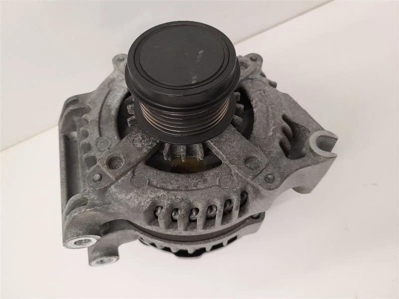 2014-2022 JEEP CHEROKEE Alternator 3.2L 180 Amp 68271763AB - Image 2 of 4