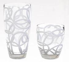 QG 14 & 22 fl oz. Lines Pattern Clear/White Acrylic Plastic Tumbler Set of 8