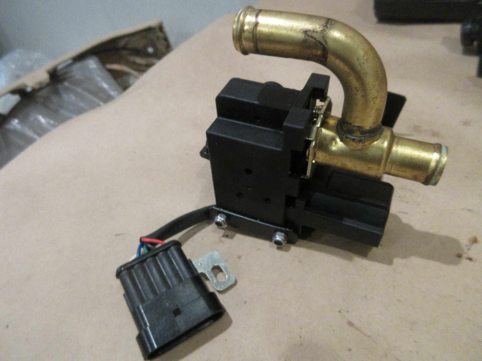 Ferrari 430-360-Enzo TGK Valve For Evaporator Unit - P/N 65066400
