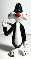 Vintage 1976 Looney Tunes Warner Bros Sylvester Hard Runner Figurine Toy