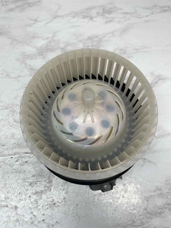 Chevrolet Equinox Soplador Motor 20 23 HVAC AC Calentador Motor Conjunto OEM 16475725 Foto 2 de 4