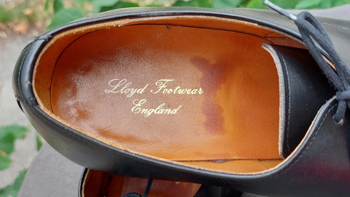 Lloyd Footwear - Men's split-toe derby shoes . Made in England