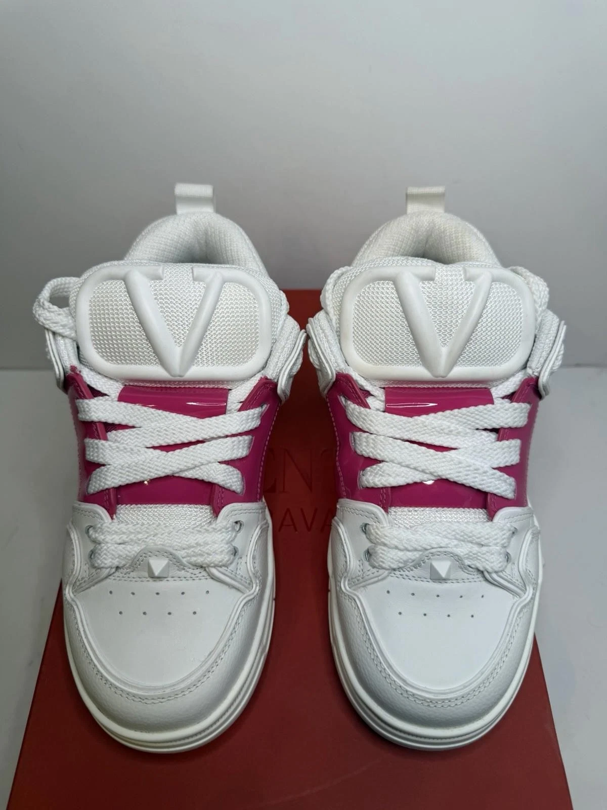 Valentino — Valentino Garavani Open Skate White Pink Sneakers Women’s EU 35 NWB