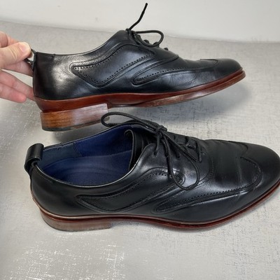 Cole Haan Men display picture 2