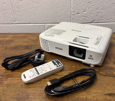 Epson EB-U05 1080p Full HD 3400 Lumens Home Cinema Projector WUXGA READ DESC