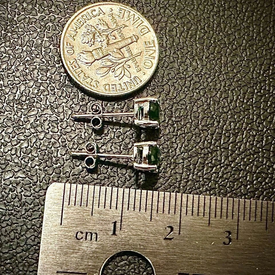 Genuine Emerald Round Basket Set Stud Earrings in Sterling Silver - Image 3 of 4