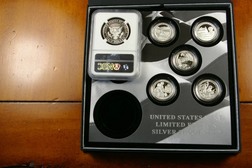 2017 S US MINT LIMITED EDITION SILVER PROOF SET W/ 50C NGC PF 69 (MISSING EAGLE) - Image 2 of 4
