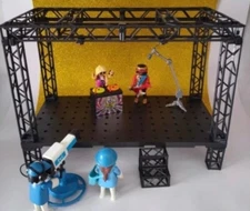 Dollhouse miniature live stage concert band performance stage figurines display