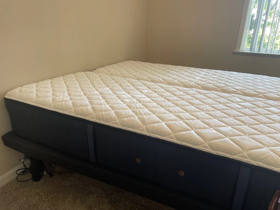 Stearns & Foster Rockwell Ultra Firm Split California King Mattresses. - Image 4 of 4