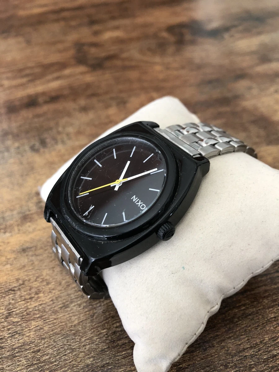 Nixon The Minimal The Time Teller Watch