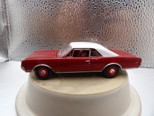 1966 Oldsmobile Cutlass F-85   2019 Auto World Vintage Muscle  164