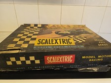 VINTAGE SCALEXTRIC Model Racing Set 31 Boxed 1960s  + extension pack. Untested