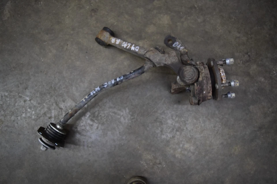 Pontiac GTO 2004 2005 2006 brazo de control del pasajero delantero derecho husillo 04 05 06 Foto 4 de 4