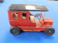 VINTAGE TIN TOY CAR MADE IN JAPAN FRICTION DRIVE for PARTS OR RESTORATION