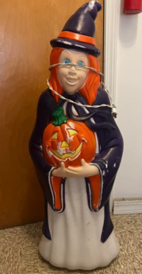 1997 Grand Venture Blow Mold Halloween Witch Holding Jack-O'-Lantern 40'' working