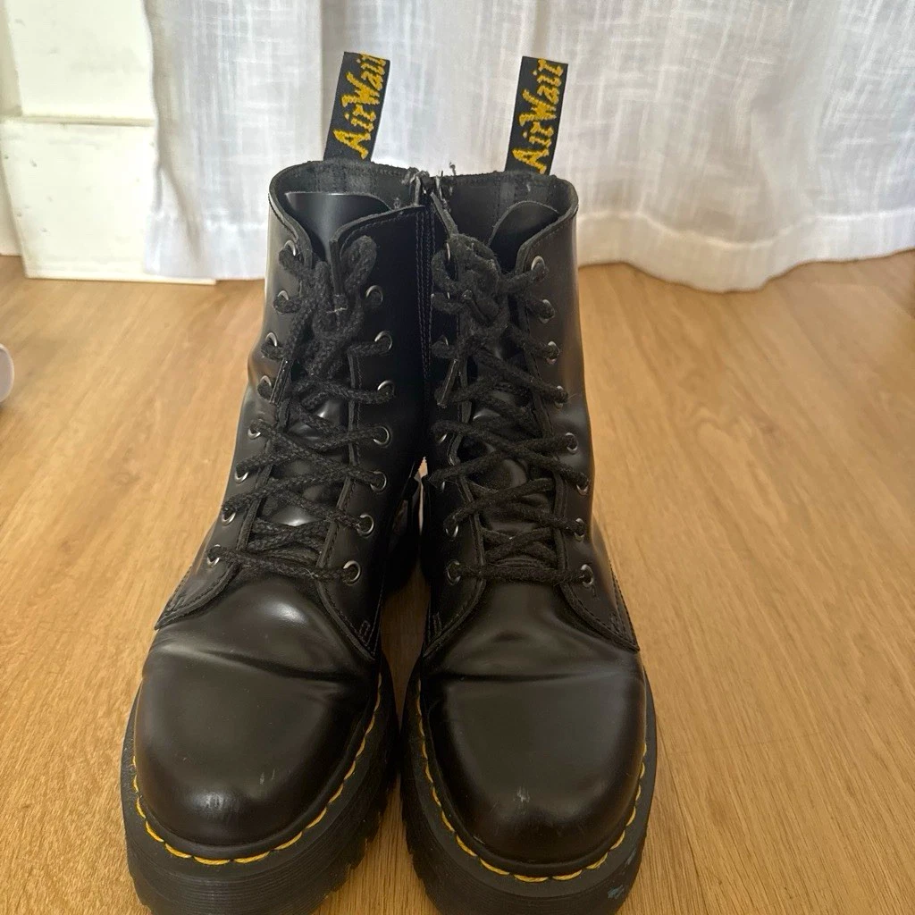 Dr. Martens Jadon Black Boots for Women | Updated Oct 2026
