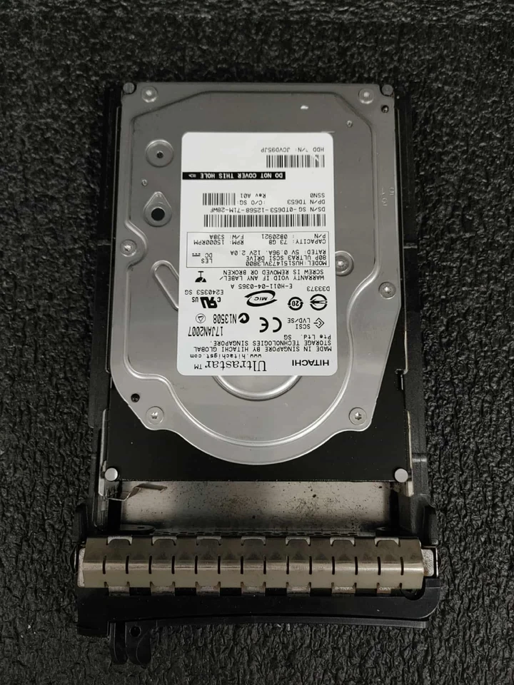 Dell TD653 HUS151473VL3800 0B20921 73GB 15K RPM Ultra-320 80-Pin 3,5" HDD - Image 2 of 4