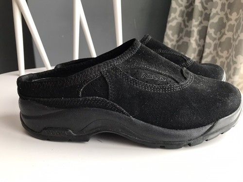 Vibram Womens Black Suede Slip On 