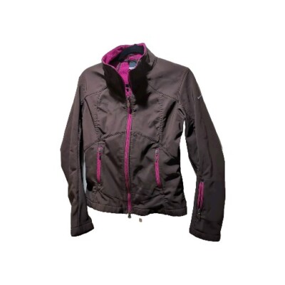 nike women's fitted jacket