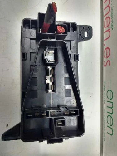 Caja Reles/Fusibles para LAND ROVER FREELANDER (LN) E Familiar 2002 677424 - Imagen 2 de 3