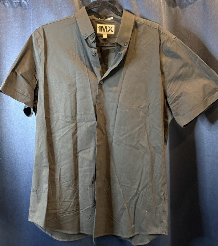 1MX Solid Woven Button-Down Short Sleeve Gray Button-Up Shirt Men's S