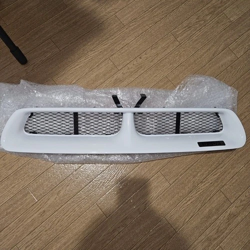 Subaru Legacy BE BH Genuine OEM Front Grille JDM Factory Option New Old Stock