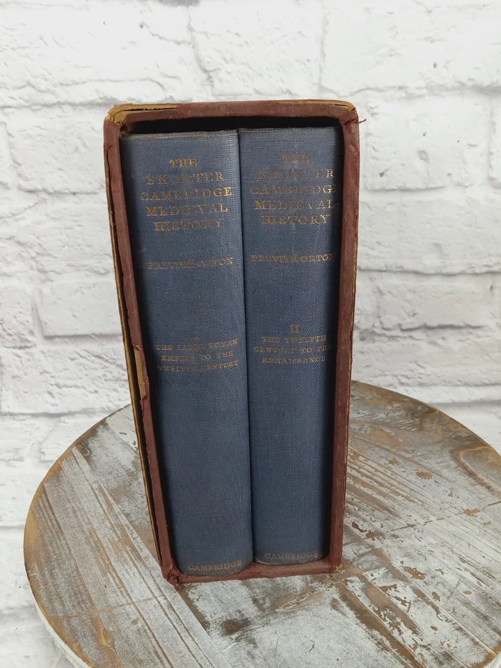 The Shorter Кембридж Средневековая История C.W. Бокс-сет Previte-Orton 1960 2 тома HC - Изображение 2 из 4