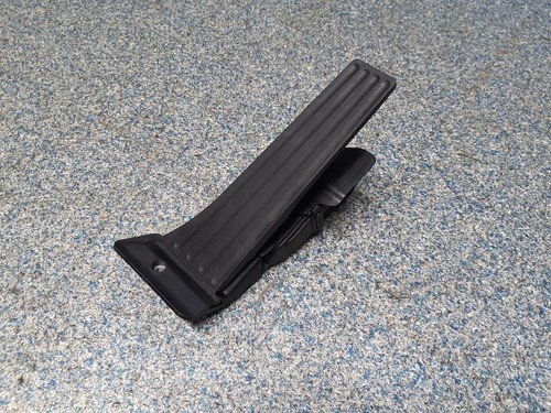 Gaspedal BMW E81 E87 F20 F40 F87 F23 Fahrpedalmodul Accelerator Pedal 6853175