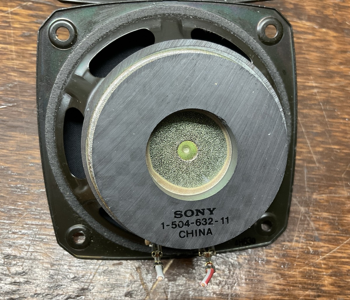 1 Sony SA-VA1 Speaker - 4” Full Range Speaker 8 Ohm - 1-504-632-11