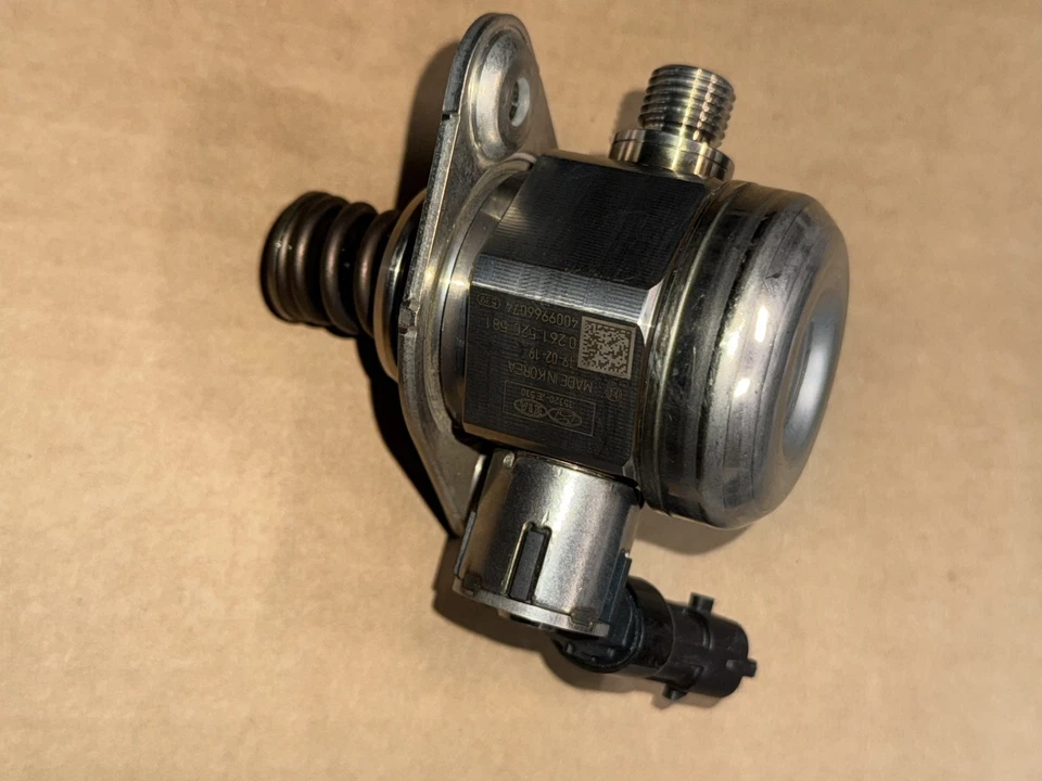 Bomba de combustible de alta presión OEM para 15-22 SantaFe Sonata Optima Sorento Sportage 2.4 Foto 3 de 4