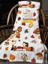 Peanuts Snoopy Woodstock Gang Autumn Fall Leaves Throw Blanket White 50 x70