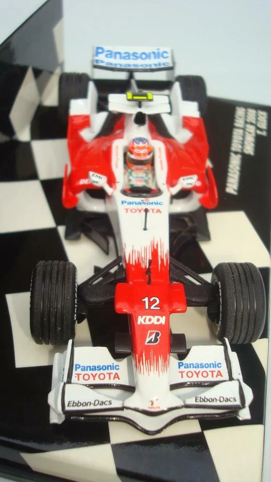 MINICHAMPS 1/43 PANASONIC TOYOTA RACING T. GLOCK SHOWCAR 2008 LIMITED EDITION - Image 3 of 4