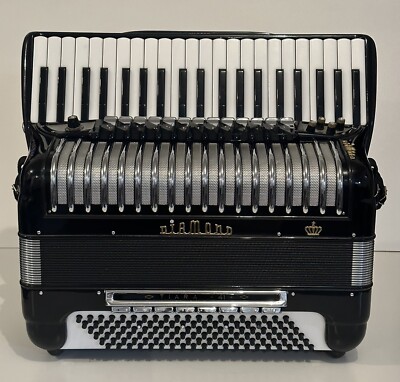 アンドラティア ミクシオン Diamond Tiara Professional Double-Tone Chamber Piano Accordion