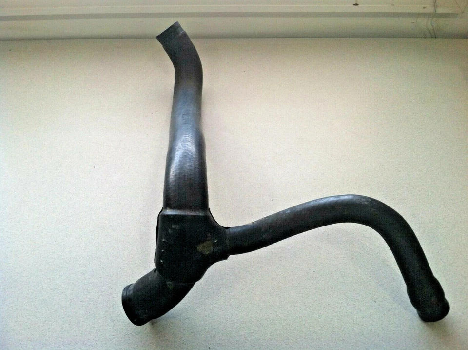 MERCEDES-BENZ 190E W201 1987-1993 ~ MANGUERA INFERIOR RADIADOR Foto 2 de 3