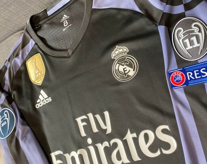 Player Issue 16/17 Real Madrid CR7 RONALDO CL Size 8 adidas L(US M