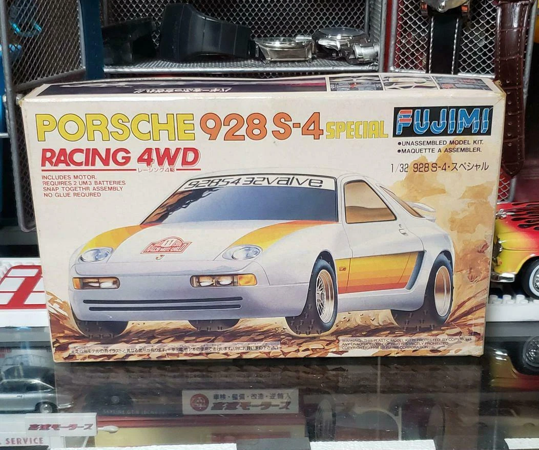 Fujimi Porsche 928 S-4 Special Racing 4WD Motor Action 1/32 Model Kit #14252