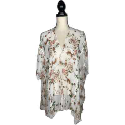Emory Park Floral Boho Kimono Top        Size: M